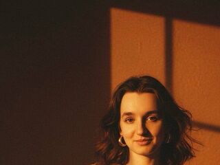 sexcam photo LurlineSundling