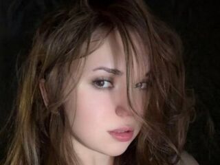 hot cam girl masturbating with sextoy MIaViia