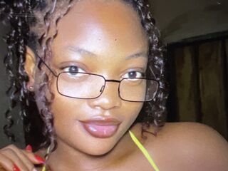 free cybersex MakyDina