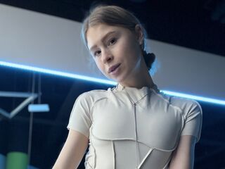 masturbating girl MammieRamp