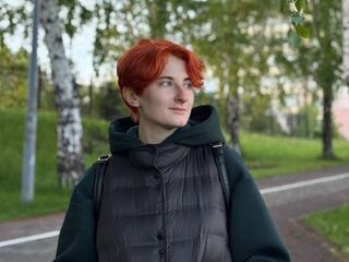 masturbating camgirl MarcelineHawthor