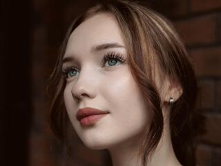 camgirl masturbating with vibrator MarlineRose