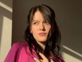 camgirl webcam picture MaudGuerrido