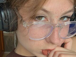 nude webcam girl pic MayaYam