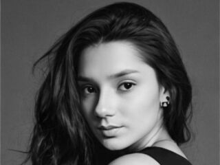 beautiful girl cam MaybelleMenjes