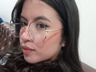 webcam girl chat MeliBee