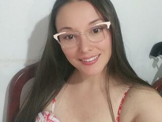 cam slut MelyAustin
