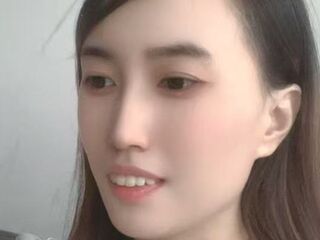naked cam girl picture Mengying
