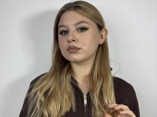 webcam bitch chatroom MercedesVaught