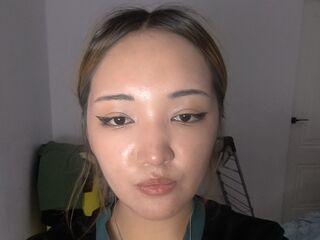 cam girl pic MiaChinessa