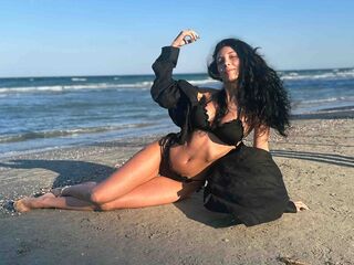 naked cam girl MiaLunnah