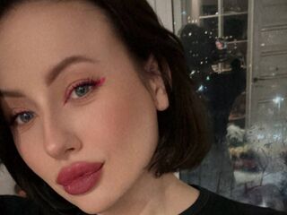 beautiful girl cam MiaPeaches