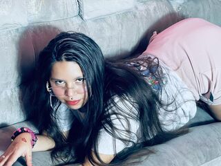 cam girl playing with dildo MiliSmit