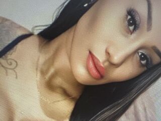fingering webcam girl MirellaVegas
