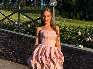 live chat MirianaFarris