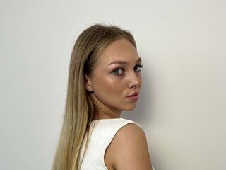 webcam striptease MiyokoShimsky