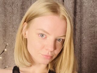camgirl playing with sex toy MoiraBaumgartel