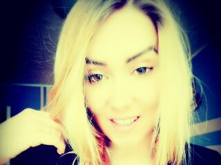 hot cam play MoniMonika