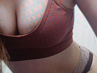 girl showing pussy MonicaMilez