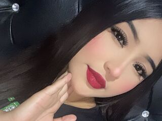 naked cam girl masturbating with sextoy NaharaGraces