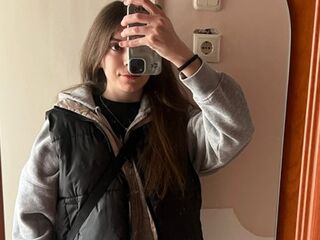 mastubating web cam girl NicoleInfinit