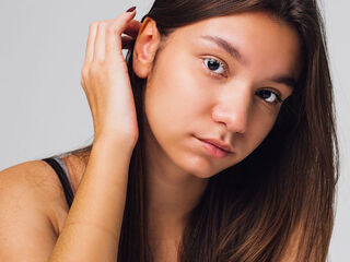 masturbating webcam girl NoeliaZiler