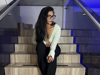 camwhore shaving pussy OliviaLezama