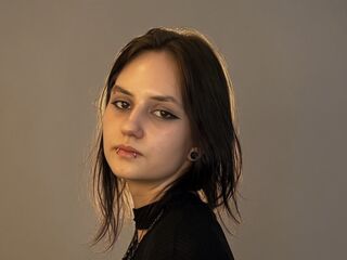 camgirl live porn OmaMckeithen