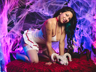 cam girl showing pussy PaulinaClerty