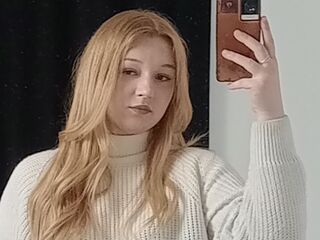 masturbating girl PeiGotch