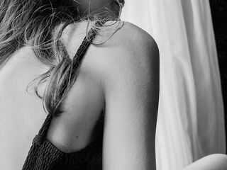 closeup pussy cam RemaRoy