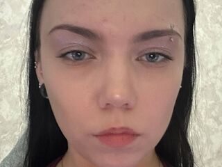 girl naked RoniRopes