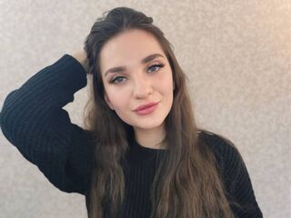 naughty cam girl masturbating with dildo RozellaMalak