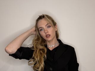chat room cam RubyMoore