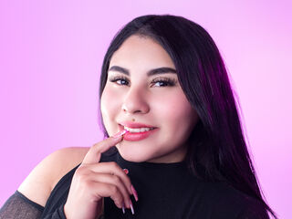 camgirl playing with sextoy SammyEven