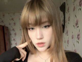 girl showing tits SharikaGlidden