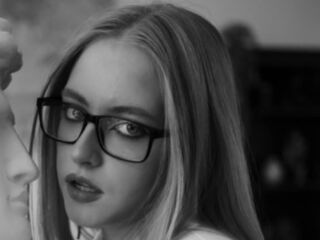 cam girl masturbating SheliaEdwards