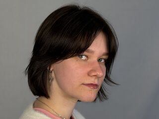 cam girl spreading pussy ShiraTorstrick