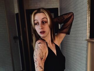 naughty camgirl photo ShoshanaManhardt