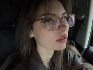 fingering camgirl SisMiora