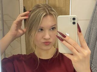 cyber sex chat SkyeDavi