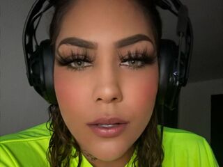 masturbating SnookieEmber