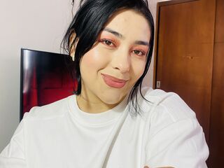 cam strip tease SophieBella