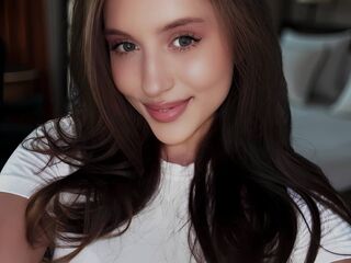camgirl masturbating with sextoy SophieCassel
