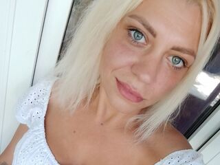 fingering girl webcam  StasyTraiin