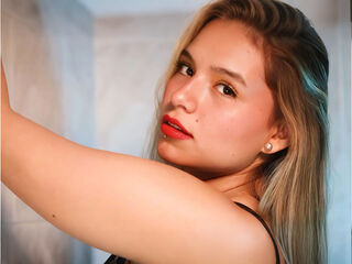 adult webcam chat room SusieJohns