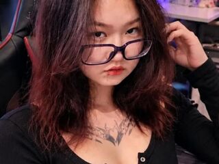 camgirl fingering shaved pussy TishaOyervides