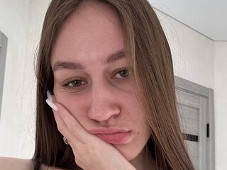 naked camgirl picture VeraScott
