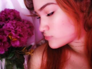 naked cam girl masturbating with vibrator ViolettaMarquez
