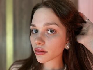 naked girl with webcam masturbating with vibrator VivienBelle